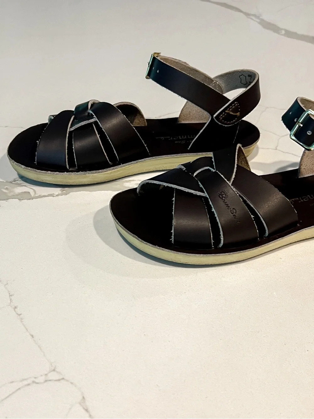 Saltwater Chocolate Brown Sun San Swimmer Sandals Little Kids Sz 1